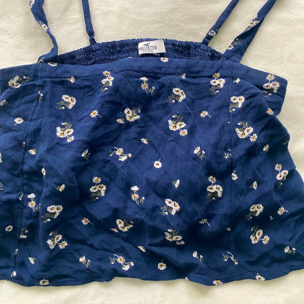 Hollister strappy crop top
